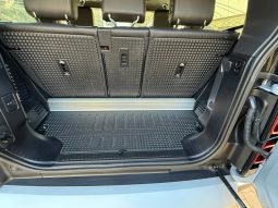 
										2023 Land Rover Defender 90 2.5 D full									