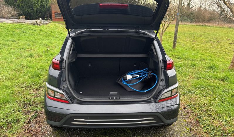 
								2021 Hyundai Kona Electrique 39Kwh 136ch Intuitive+ Pack full									