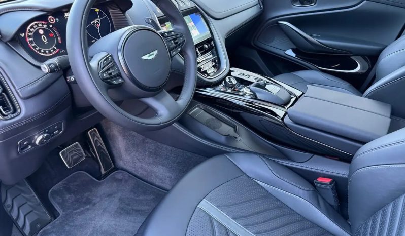 
								2024 Aston Martin DBX 707 V8 full									