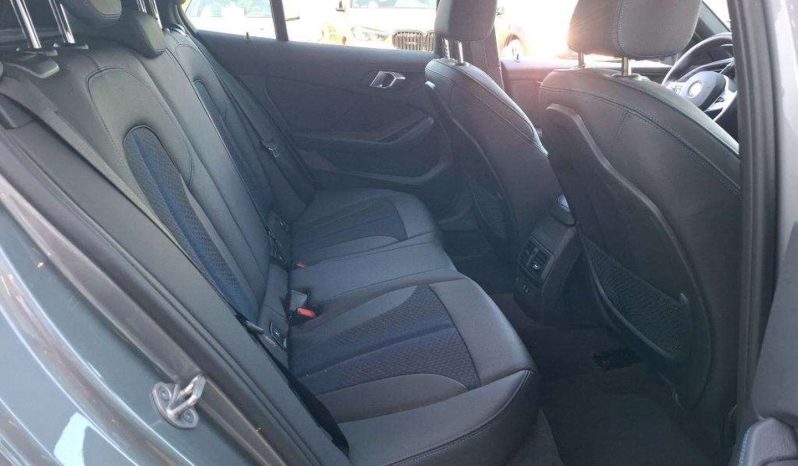 
								2024 BMW Serie 1, 118I DCT M Sport full									